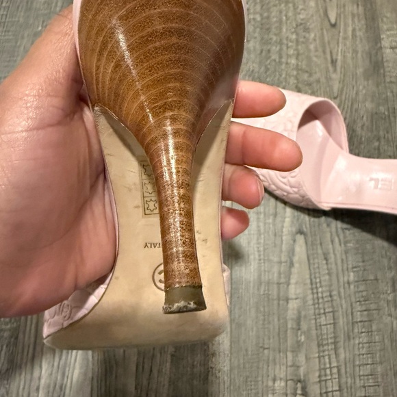 💗Chanel vintage camellia Print Open Toe Heels Pale pink 💗 - Picture 10 of 11